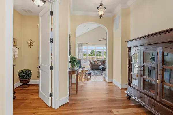 $2,350,000 | 6821 Koandah Gardens, Highland, MD 20777