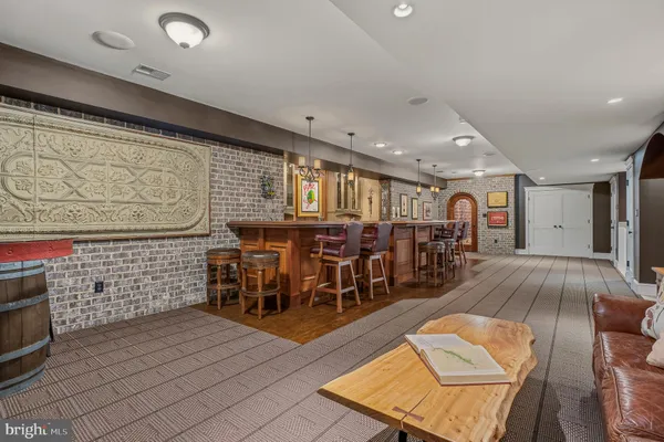 $2,350,000 | 6821 Koandah Gardens, Highland, MD 20777