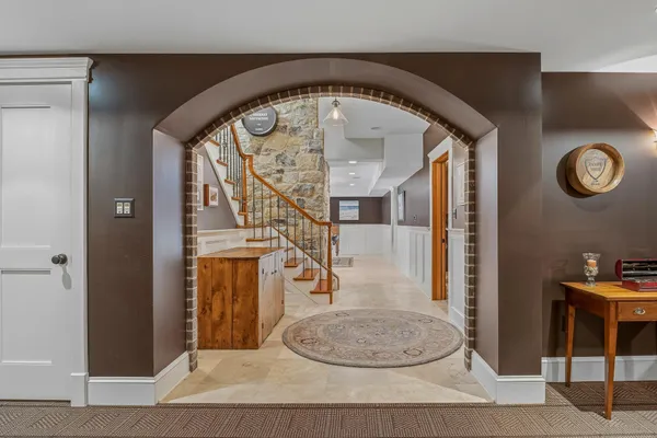 $2,350,000 | 6821 Koandah Gardens, Highland, MD 20777