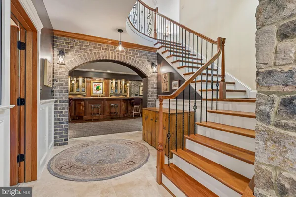 $2,350,000 | 6821 Koandah Gardens, Highland, MD 20777