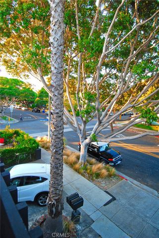 a view of yard with seating space