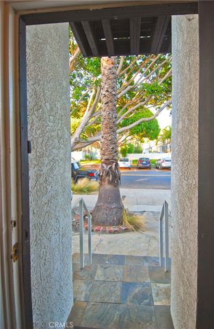 $1,800 | 1802 9th Street, Unit B, Santa Monica, CA 90404
