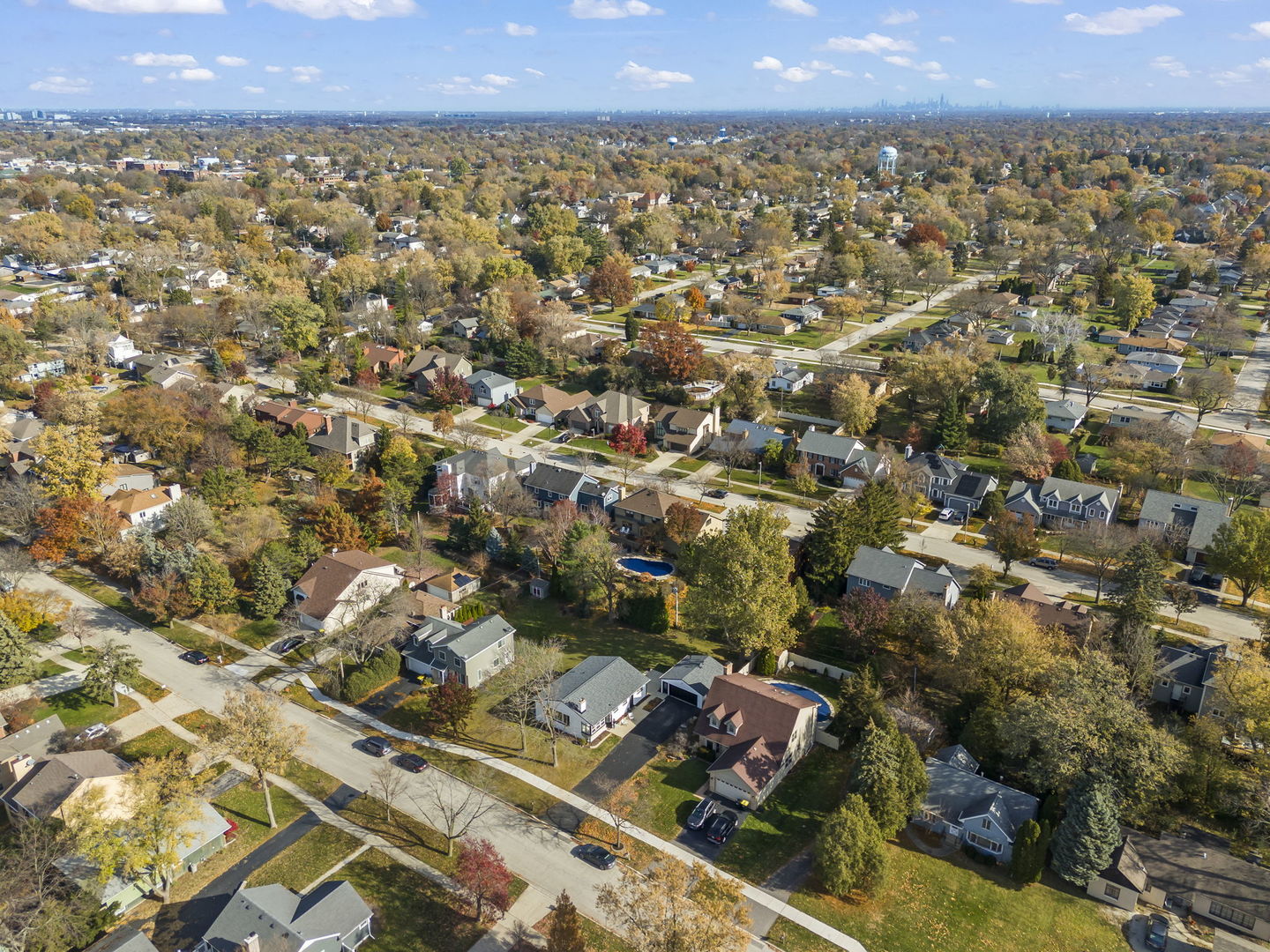 521 Lindley Road Westmont, IL 60559 - Photo 29 of 30 an aerial view of multiple house