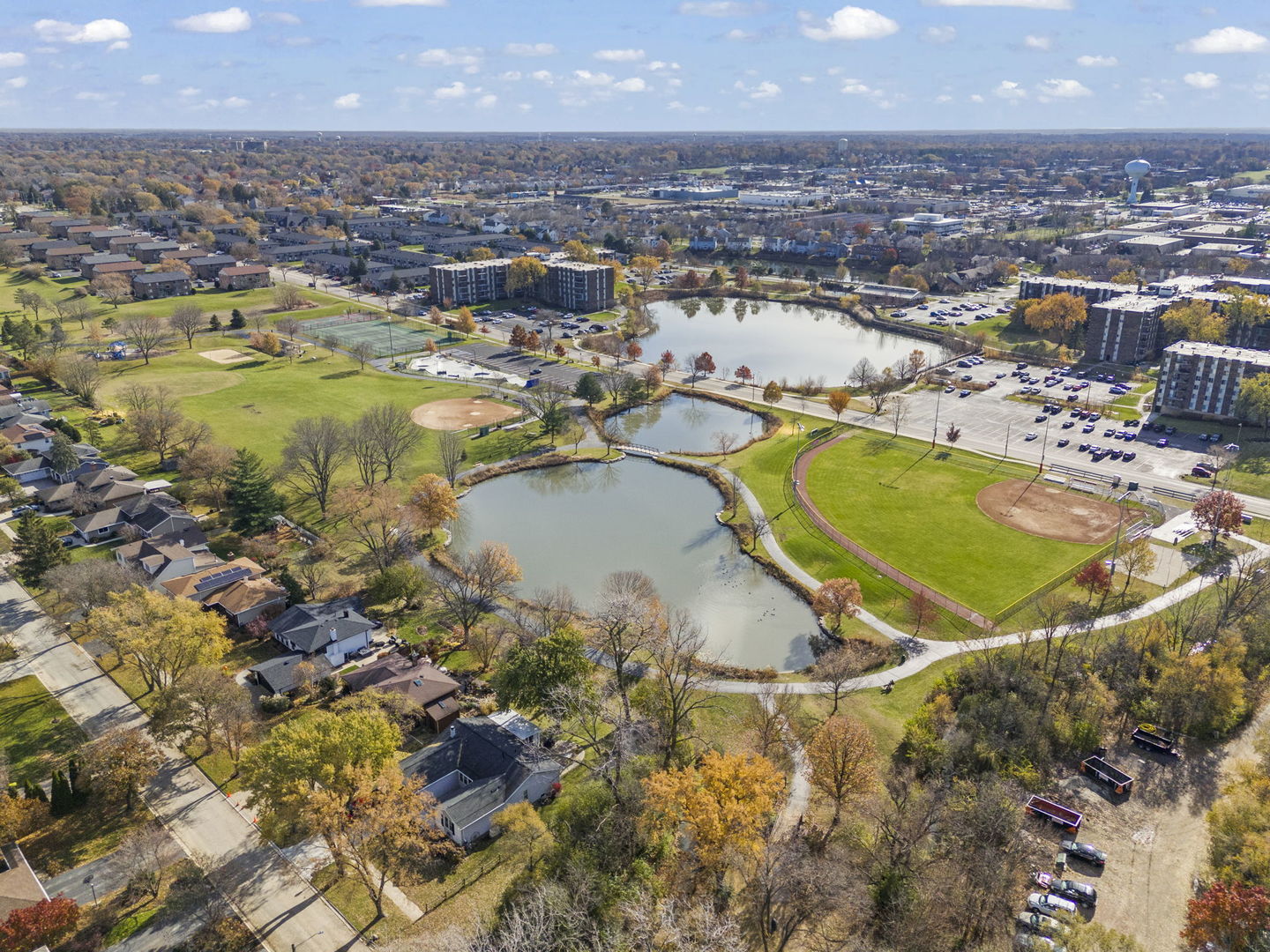 521 Lindley Road Westmont, IL 60559 - Photo 30 of 30 an aerial view of residential houses with outdoor space