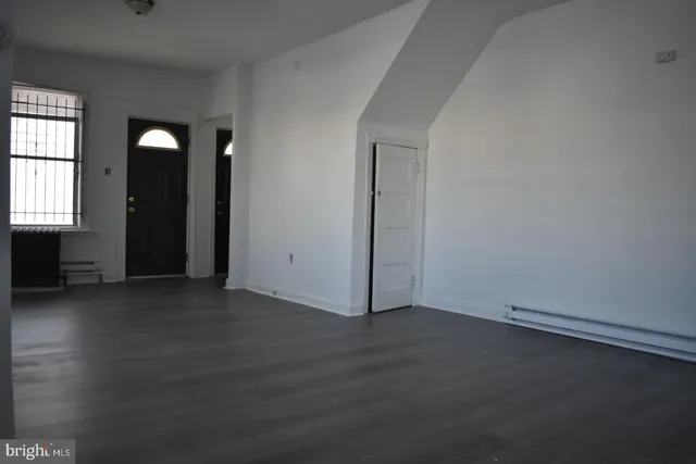 $189,900 | 10 South 62nd Street, Philadelphia, PA 19139