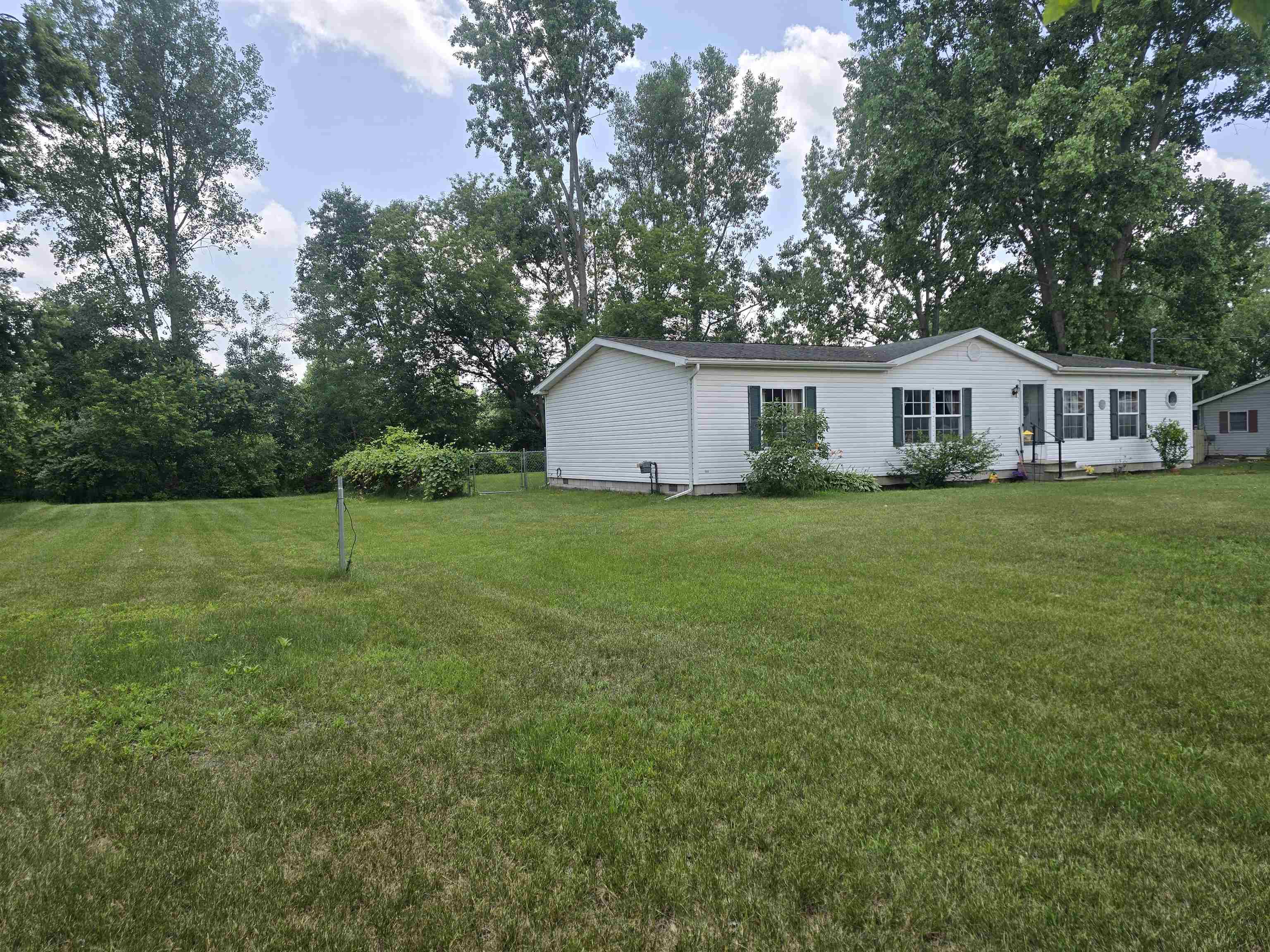 1946 East Coggins Road Pinconning, MI 48650 - Photo 16 of 17