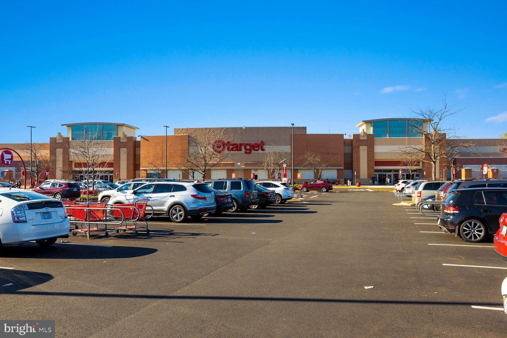 1407 Northgate Square, Unit 7/2C Reston, VA 20190 - Photo 40 of 47 Community