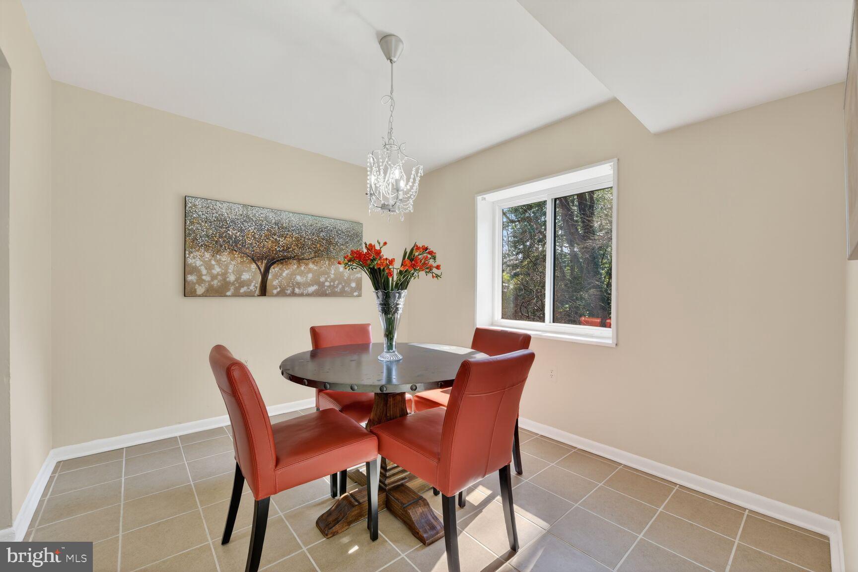 1407 Northgate Square, Unit 7/2C Reston, VA 20190 - Photo 7 of 47 Dining Room