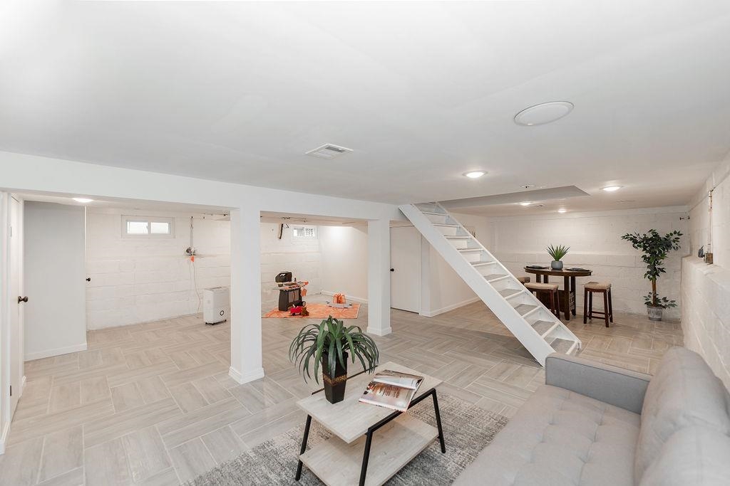 1072 Sayre Road South Union, NJ 07083 - Photo 23 of 31 an entryway in hall