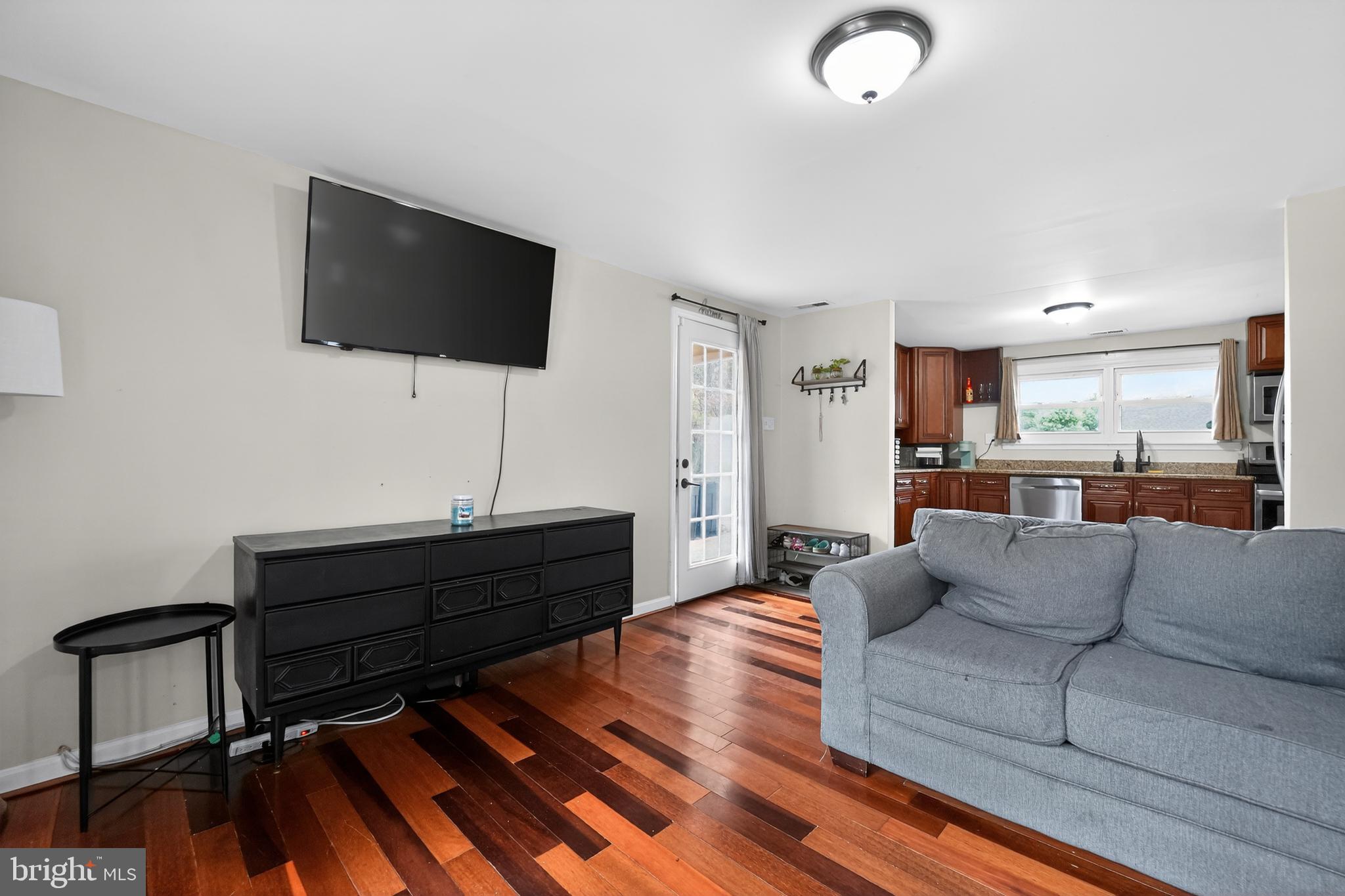 2418 Brunswick Road Halethorpe, MD 21227 - Photo 11 of 30