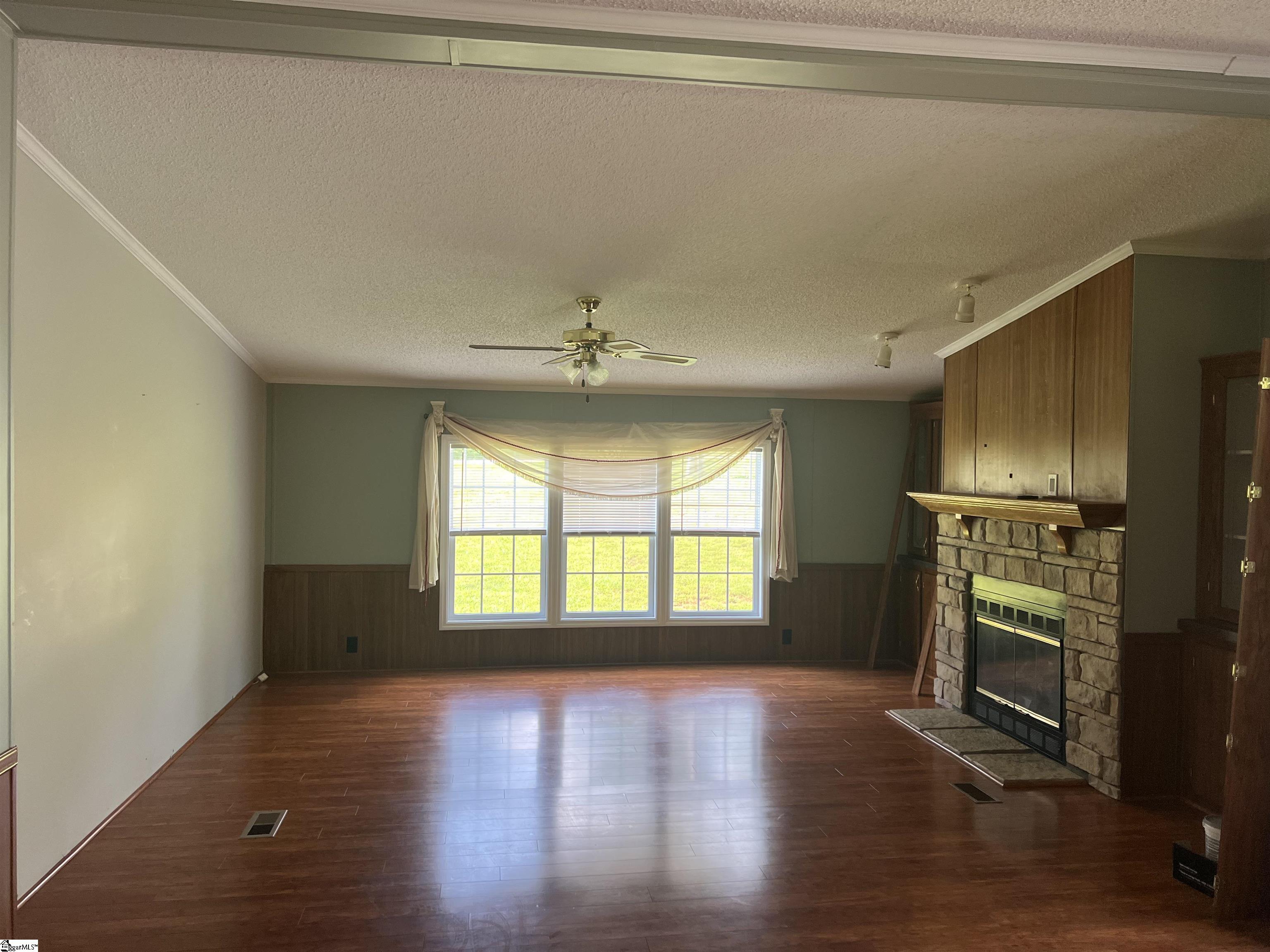215 Maxie Avenue Greenville, SC 29611 - Photo 7 of 22