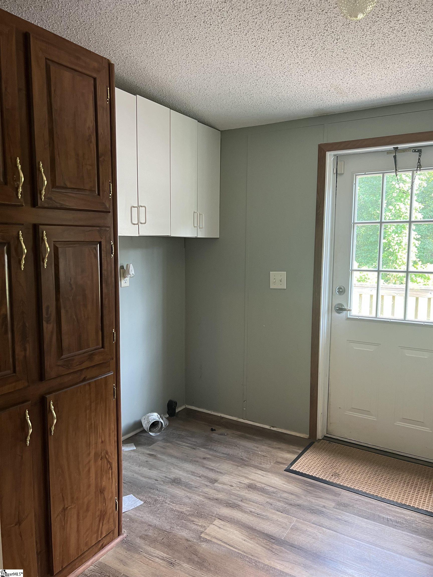 215 Maxie Avenue Greenville, SC 29611 - Photo 9 of 22
