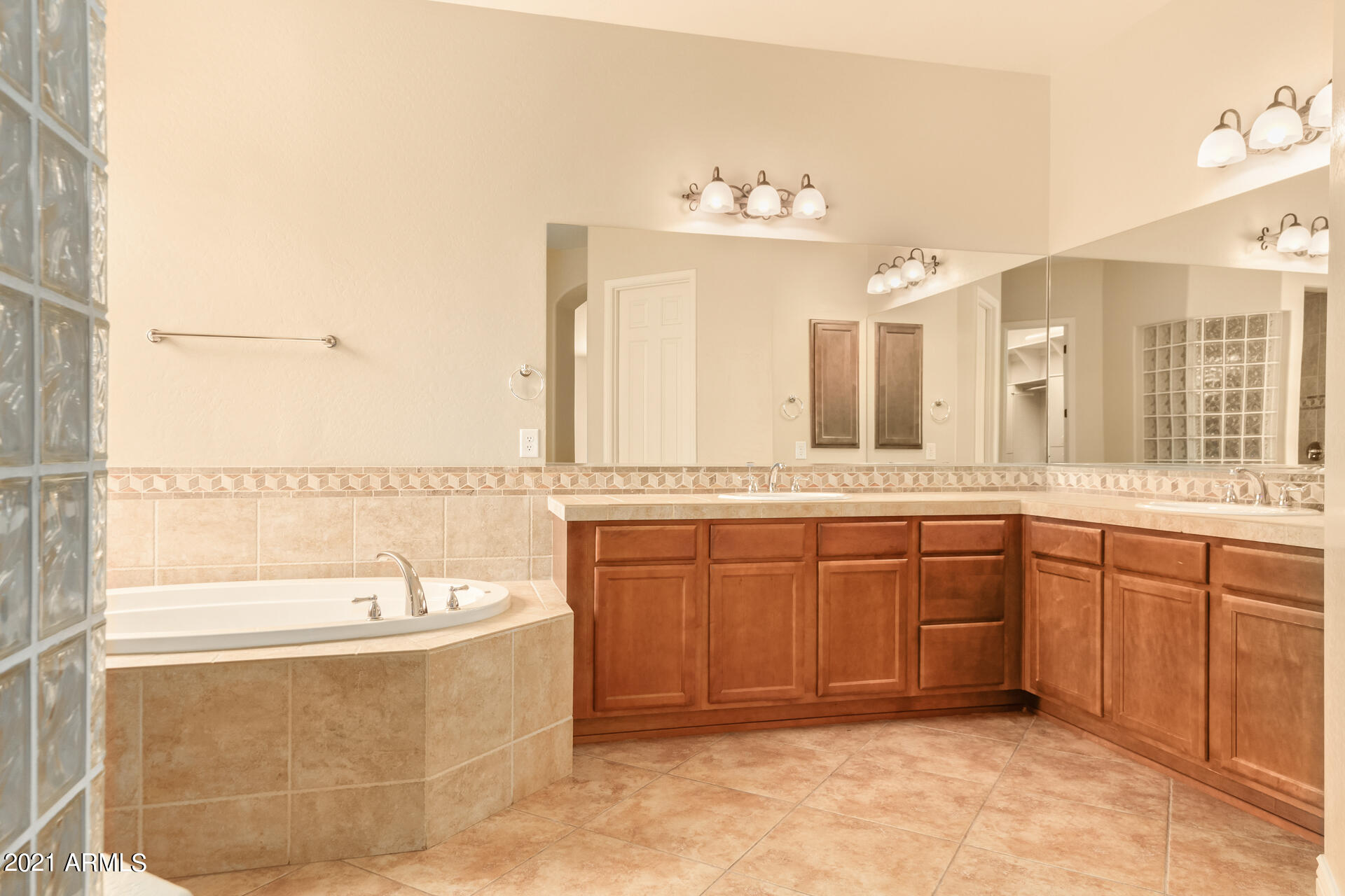 18175 West Narramore Road Goodyear, AZ 85338 - Photo 28 of 53