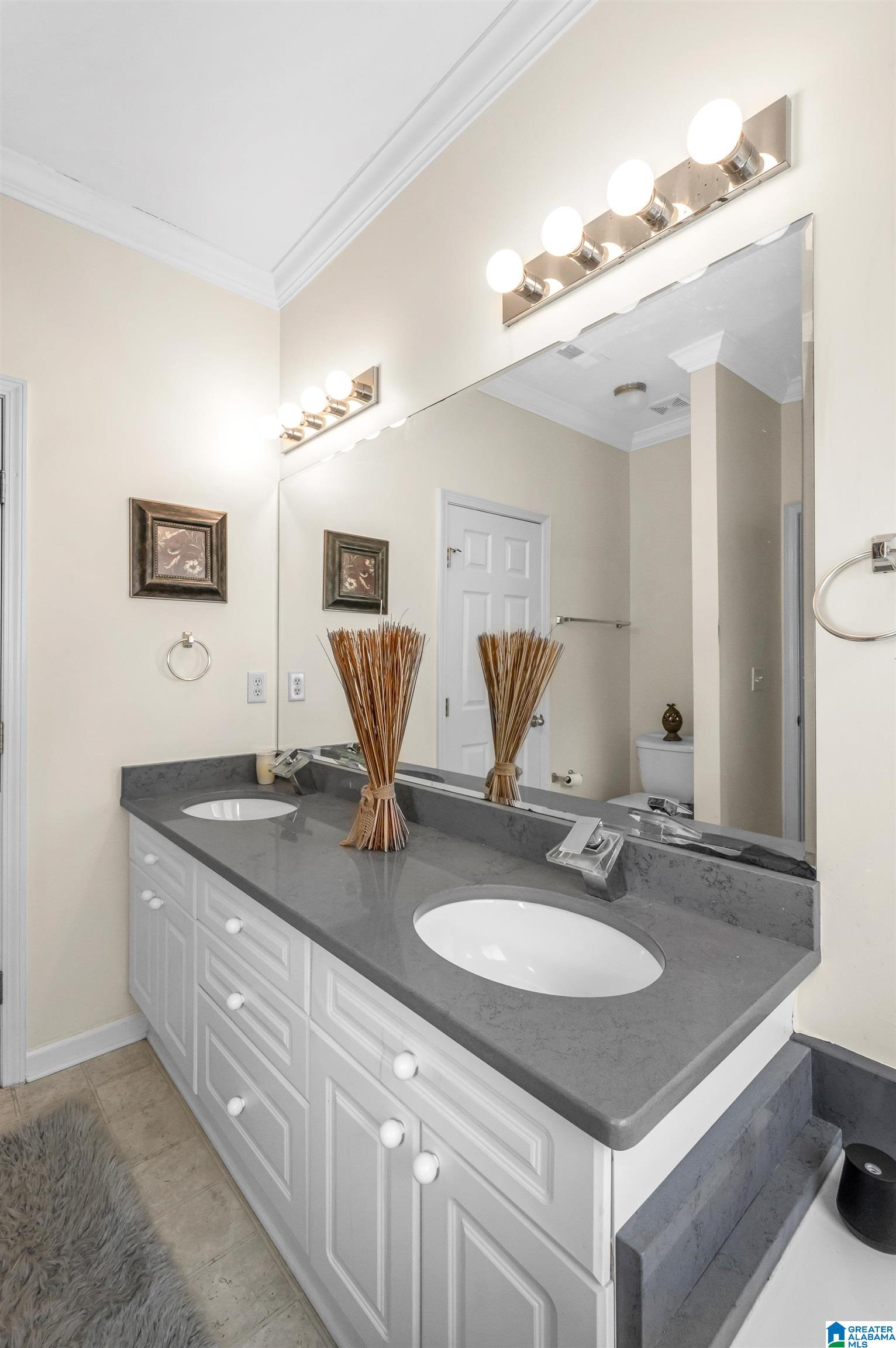 527 Enclave Circle Fultondale, AL 35068 - Photo 21 of 43