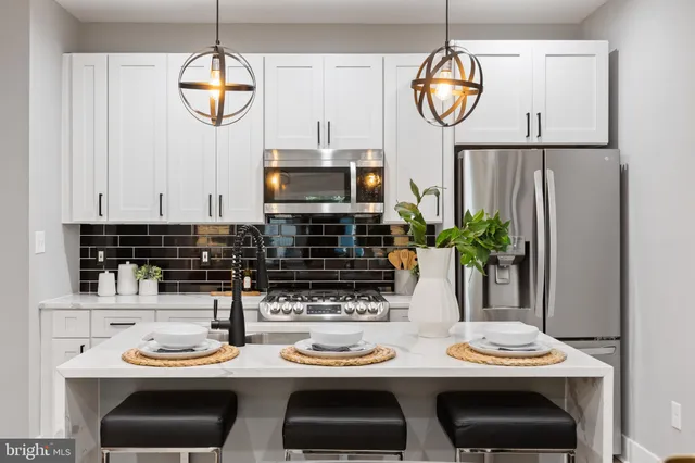 $624,900 | 213 Bates Street Northwest, Unit 1, Washington, DC 20001