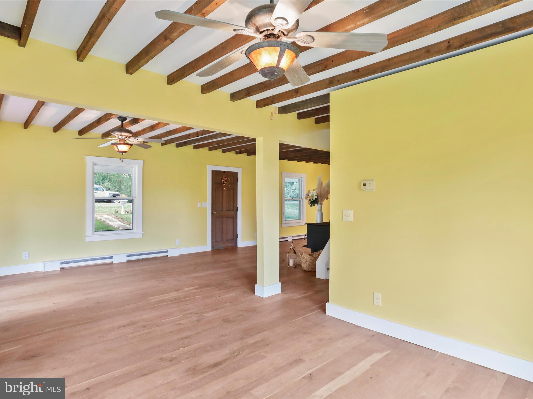 13108 Green Ridge Road Northeast Flintstone, MD 21530 - Photo 14 of 68 Main Level Living Room