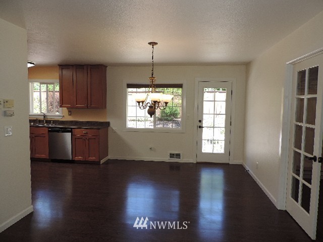 7875 Southeast Sedgwick Road Port Orchard, WA 98366 - Photo 7 of 25