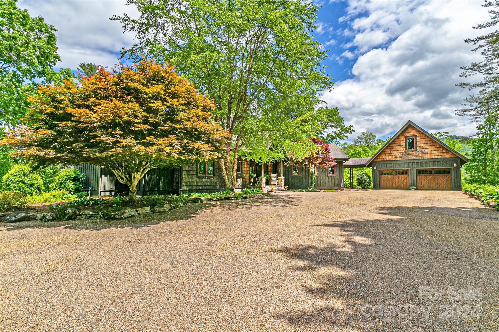 407 Barclay Road Brevard, NC 28712 - Photo 3 of 46 Gallery Image 3
