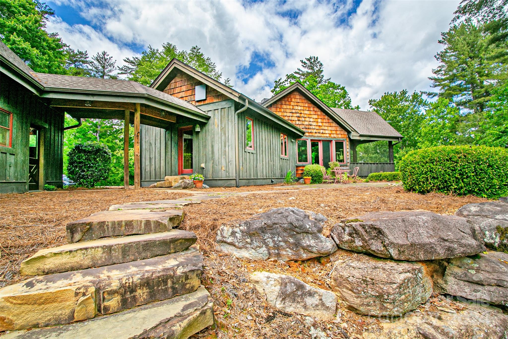 407 Barclay Road Brevard, NC 28712 - Photo 8 of 46 Gallery Image 8