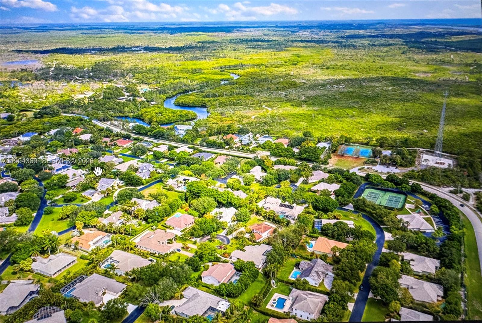 18265 Southeast Ridgeview Drive Tequesta, FL 33469 - Photo 4 of 15
