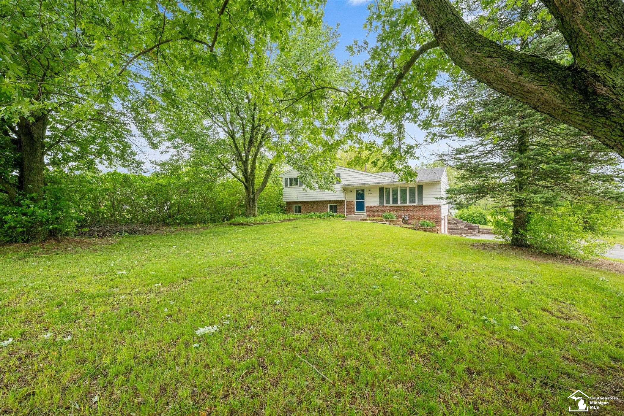 2058 West Erie Road Temperance, MI 48182 - Photo 4 of 38