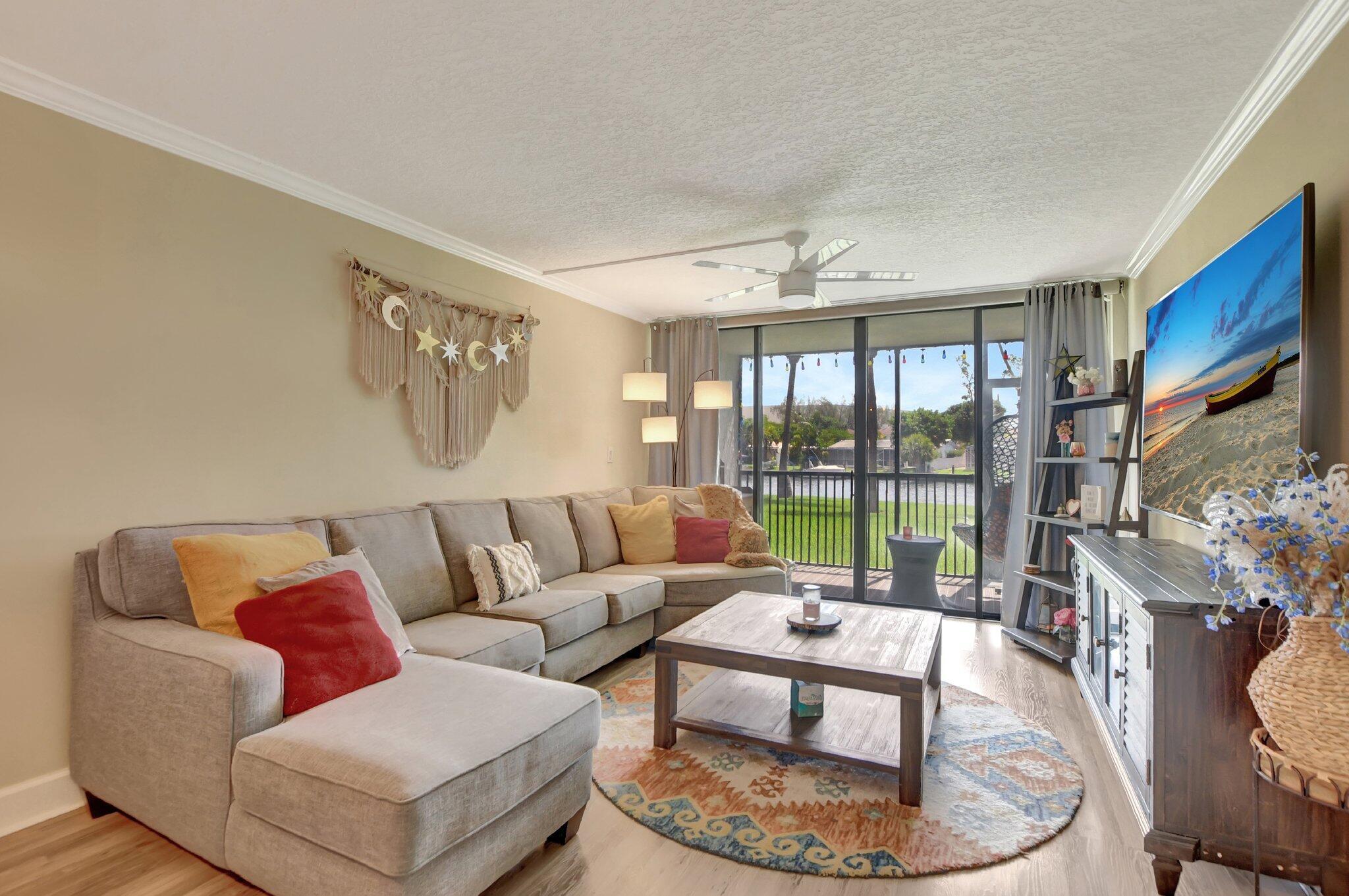 14 Royal Palm Way, Unit 102 Boca Raton, FL 33432 - Photo 14 of 39 13-web-or-mls-DSC_0941