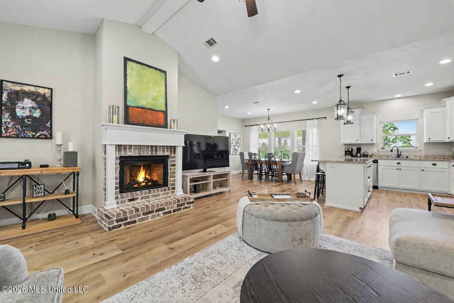 140 Leslie Williams Road Lucedale, MS 39452 - Photo 3 of 29 living