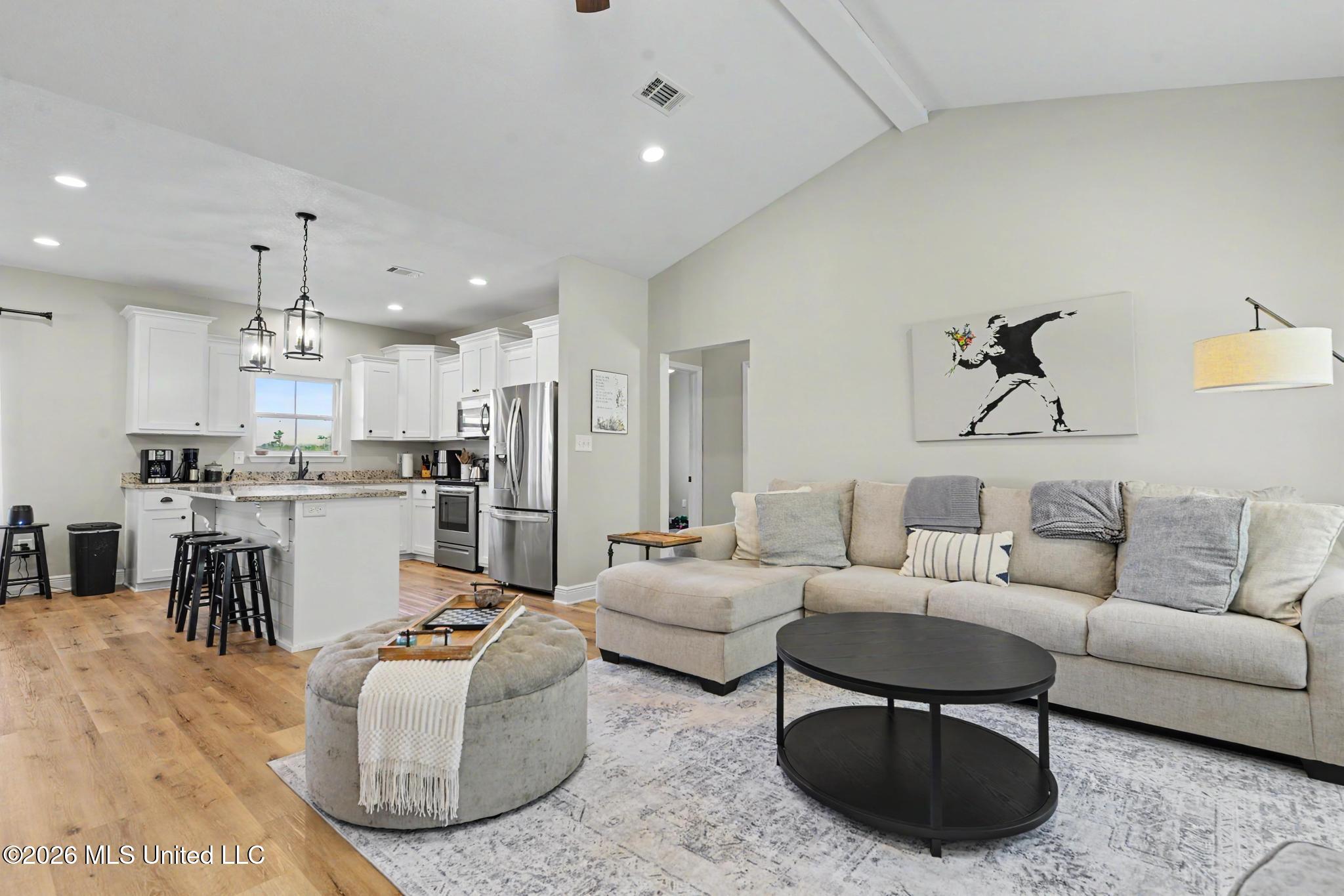 140 Leslie Williams Road Lucedale, MS 39452 - Photo 4 of 29 living