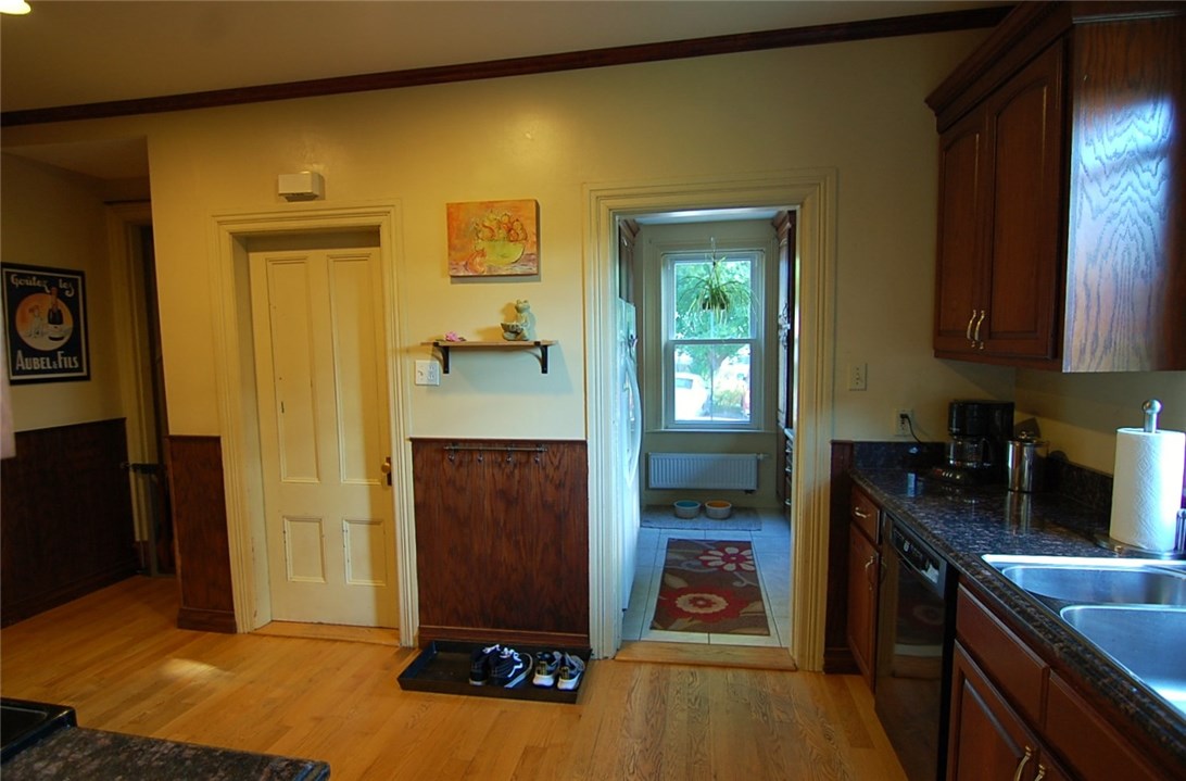 65 Primrose Hill Road Barrington, RI 02806 - Photo 8 of 35