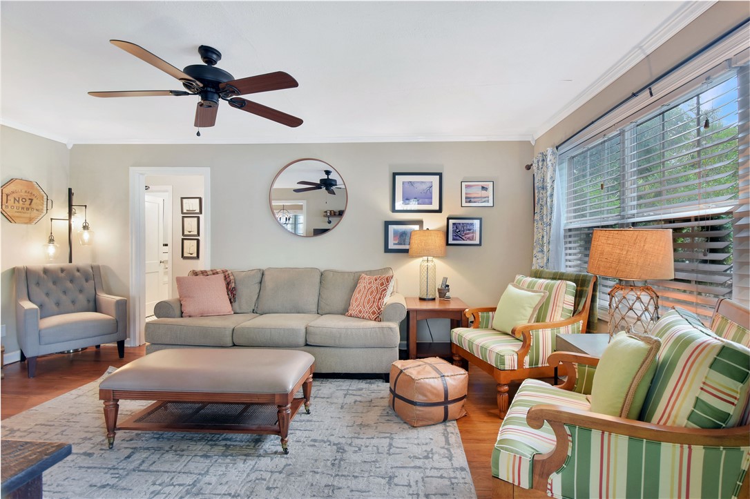 618 Union Street Brunswick, GA 31520 - Photo 4 of 16