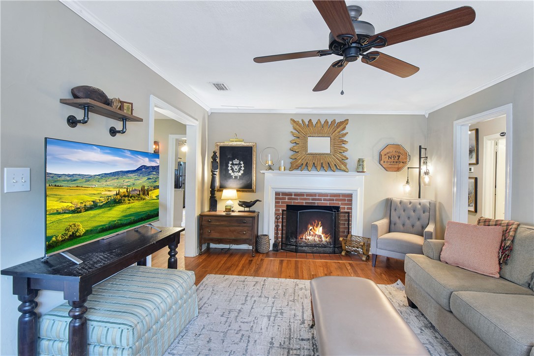 618 Union Street Brunswick, GA 31520 - Photo 7 of 16