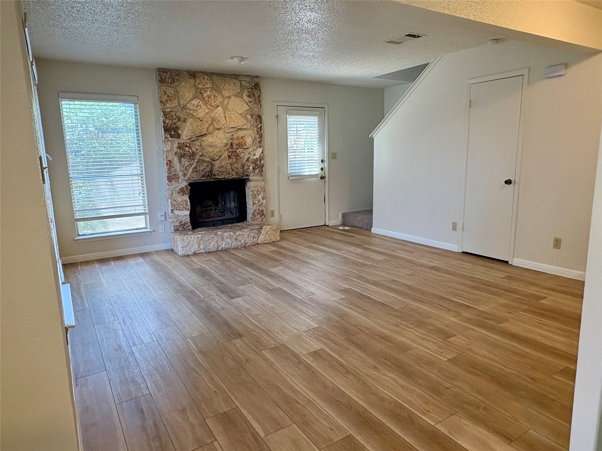 1503 Allen Road, Unit D Austin, TX 78746 - Photo 2 of 12 Gallery Image 2