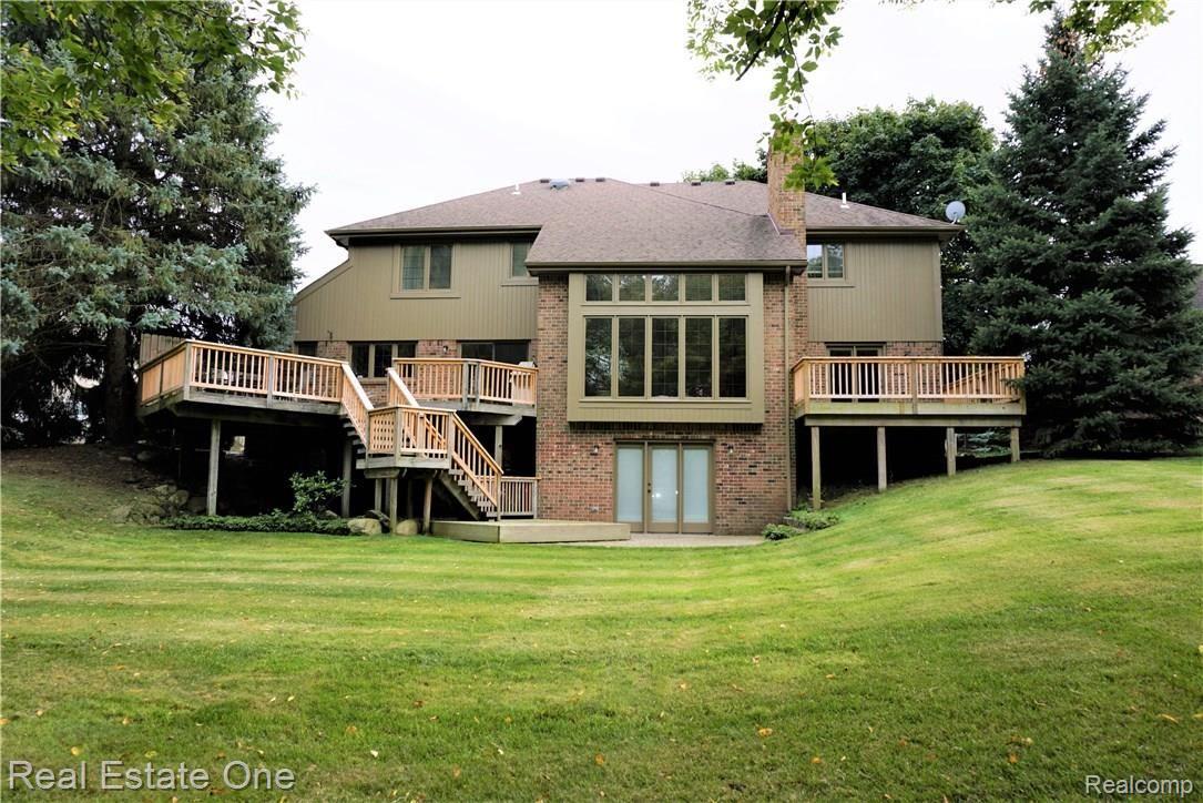 3480 Salem Drive Rochester, MI 48306 - Photo 2 of 37 DSC06625 (3).JPG