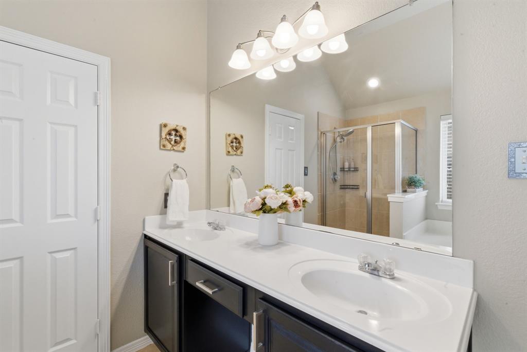 110 Wagon Wheel Road Willow Park, TX 76087 - Photo 18 of 32
