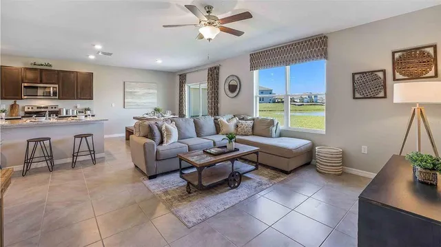 $369,990 | 35457 Vly Rdg Road, Dade City, FL 33525