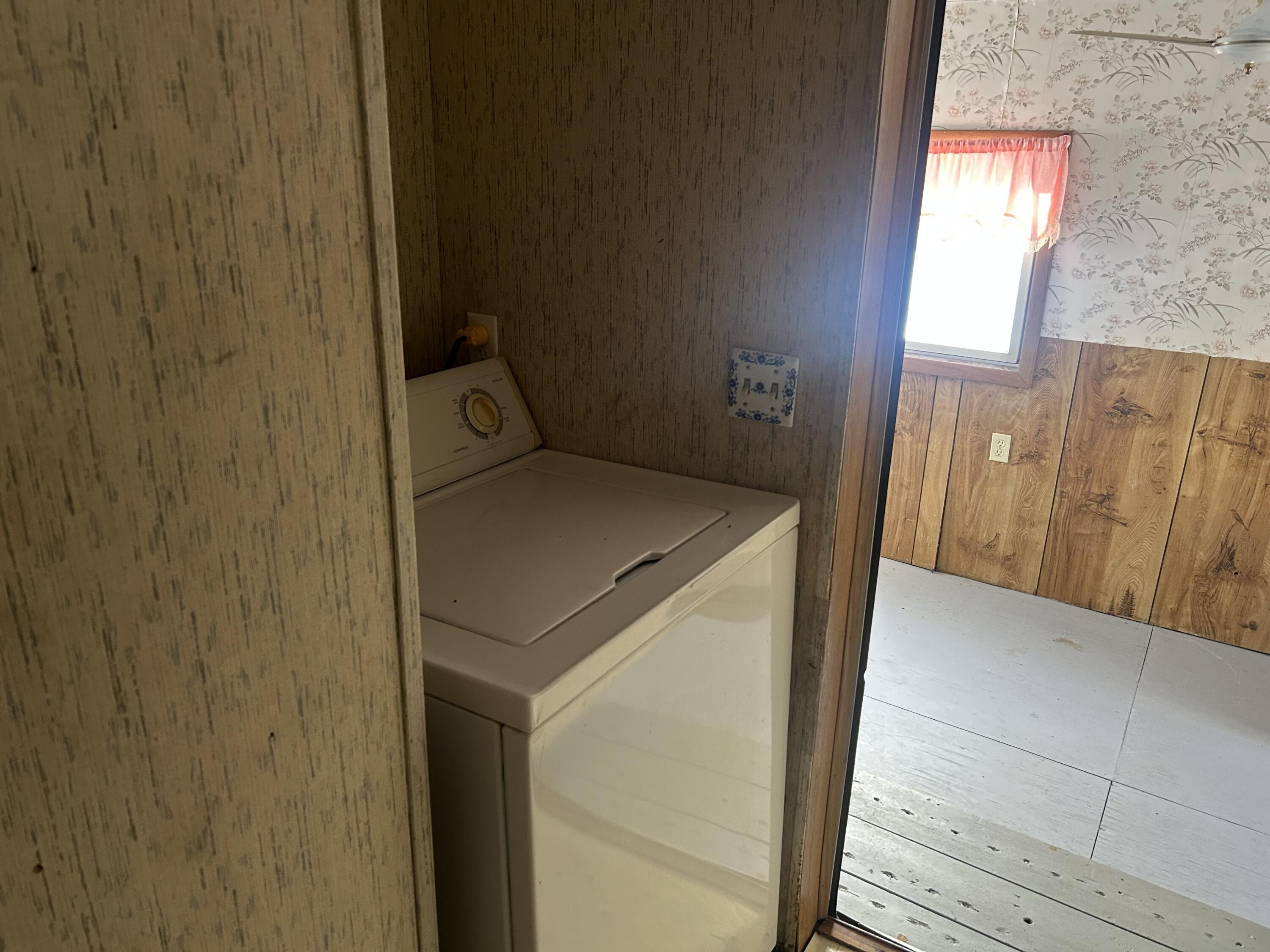 914 Chase Street Luther, MI 49656 - Photo 17 of 20 IMG_5078