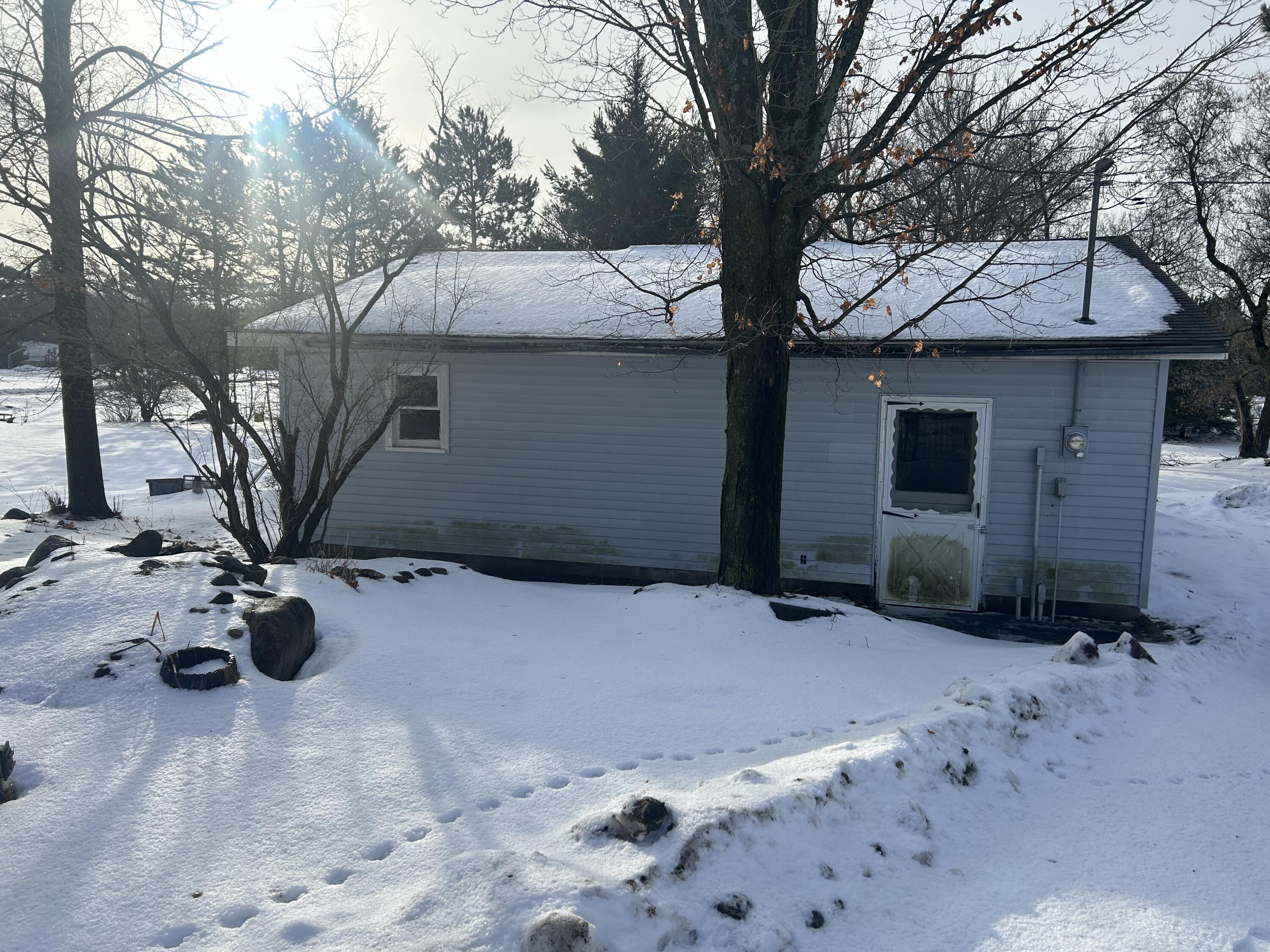 914 Chase Street Luther, MI 49656 - Photo 8 of 20 IMG_5064