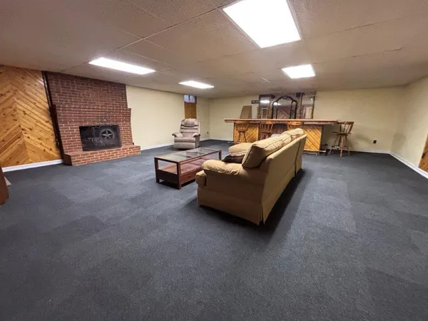 $2,450 | 136 Grimes Street, Roanoke, VA 24019