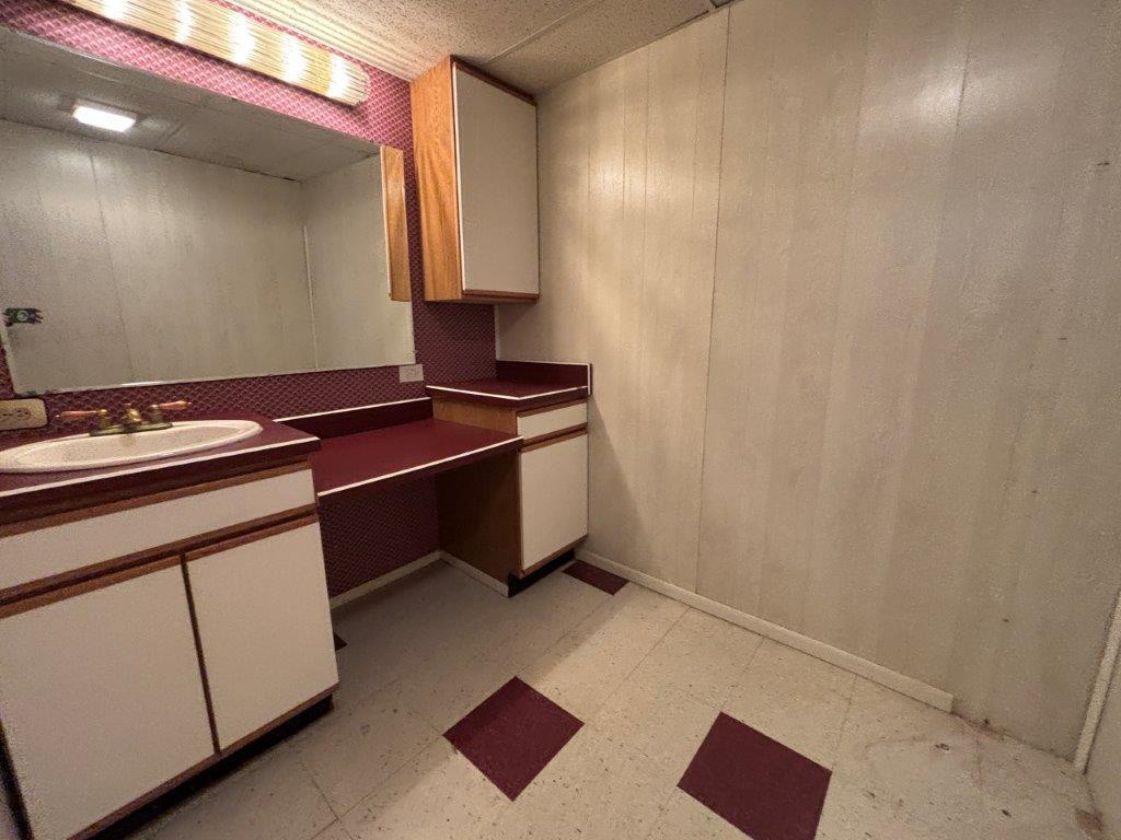 136 Grimes Street Roanoke, VA 24019 - Photo 65 of 101 a room with storage and utility