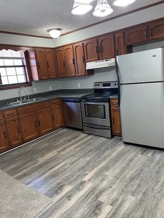 $1,350 | 1613 Hartsville Pike, Gallatin, TN 37066