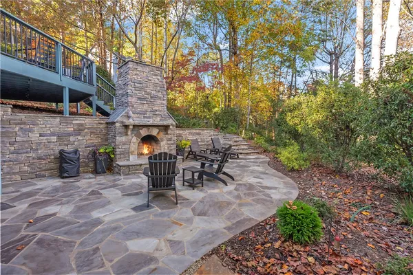 $875,000 | 3 Dinghy Court, Salem, SC 29676