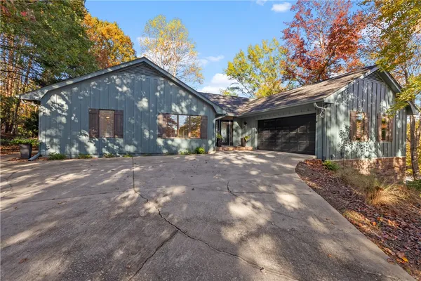 $875,000 | 3 Dinghy Court, Salem, SC 29676