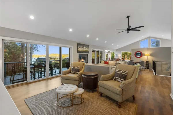 $875,000 | 3 Dinghy Court, Salem, SC 29676