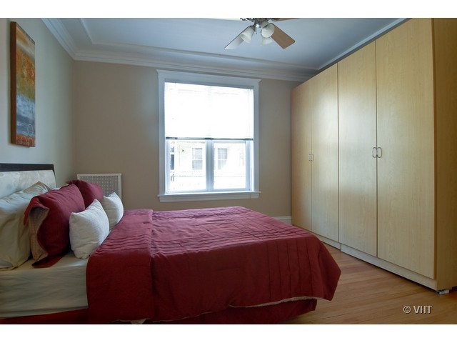 830 West Lakeside Place, Unit 2N Chicago, IL 60640 - Photo 9 of 10