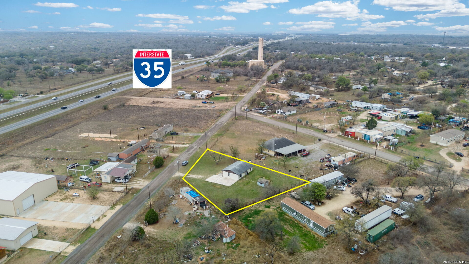 844 County Road 6846 Lytle, TX 78052 - Photo 31 of 35