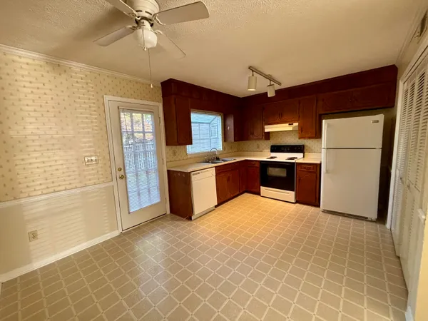 $1,125 | 1536 Elizabeth Street, North Augusta, SC 29841