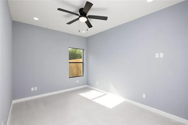 $1,100 | 1404 West Harrison Avenue, Unit 3, Alton, TX 78573