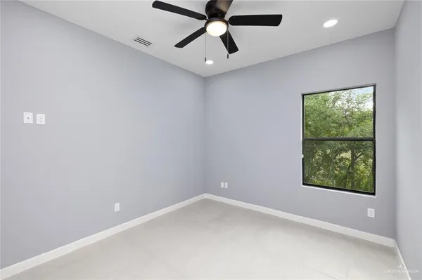 $1,100 | 1404 West Harrison Avenue, Unit 3, Alton, TX 78573