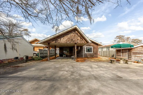 $725,000 | 26 Chadwick Pl Drive, Elizabethtown, NC 28337