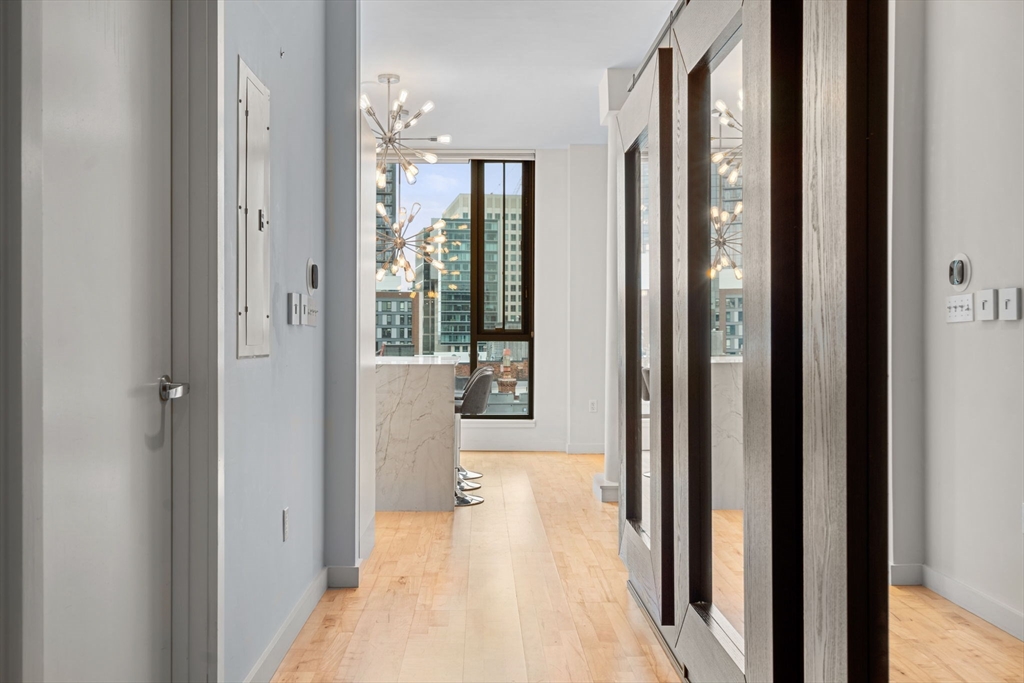 346 Congress Street, Unit 702 Boston, MA 02210 - Photo 11 of 20